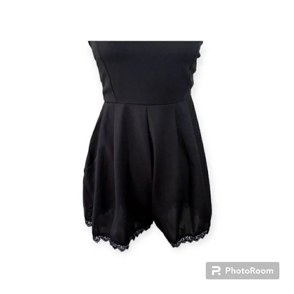 BLACK ROMPER SZ.S IN EXCELLENT USED CONDITION - Picture 3 of 4